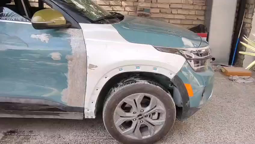 السلام عليكم
كيا سيلتوس S موديل 2024  فول مواصفات
 
وماشيه 13 الف كيلو متر مشي امريكا 
حجم المحرك 2000 دوش المرغوب

المواصفات
بصمه تشغيل وابواب
تشغيل عن بعد
فتحه سقف
دشبول شاشه متصل وعدادت كيجات دجتل  3 وضعيات مو رقمي فقط 
شاشه حجم الكبير تدعم كار بلي واندرويد اوتو
٣ وضعيات قياده سبورت نورمال وسمارت
تحكم ستيرن جهتين 
نظام اطفاء ذاتي للمحرك عند التوقف 
كاميرا دواره 
دفع رباعي x drive 
كشنات جلد ومخمل
تدفئه كشنات 
ردار تحديد مسار ومثبت سرعه تفاعلي
نظام مانع تصادم توقف ذاتي امامي وخلفي 
نقاط عمياء ردار بالمرايا  
رقم الشاصي مرفق مع المصور
تصليح درجه اولى شرط  
مبدل قبق قماره فقط القبق بدون كص 
صبغ عام عدا البنيد والجنطه
كير مكينه مكفولات بشرط بدون تبديل اي شي . الصبغ فقط خارجي بدون دواخل أثر  الشخوط بالسياره 

السعر 136 ورقه بيه مجال بسيط جدا 
بدون رقم السيارة 
 
مكان السياره بغداد /العامريه
للتواصل ***********
