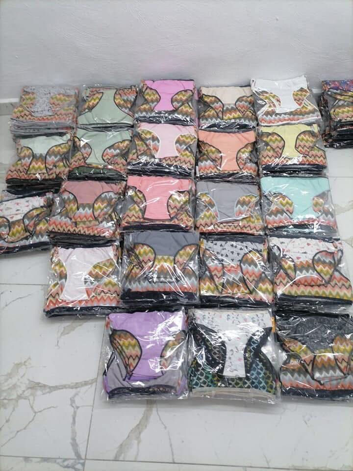 لباس نسائي درزن الفين دينار  .متوفر بعد هواية الوان ونقشات. ومتوفر بكميات . عندي الف درزن   شكد تطلب كمية نبيعلك . 
للبيع مستعجل 
***********
