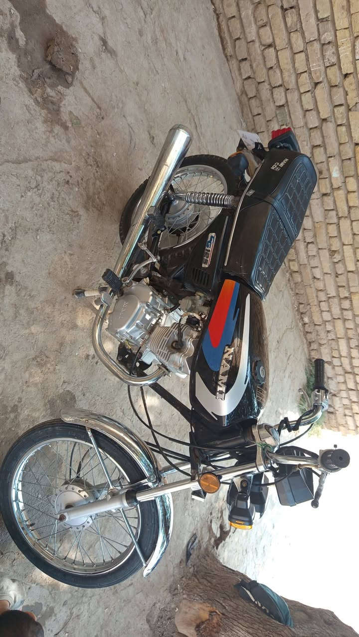 سلام عليكم شباب دراجه لبيع نامه ب625 وبيه مجال ***********
