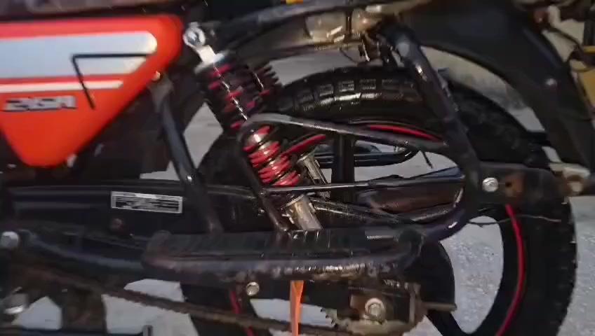 دراجه دايون نفخ موديل 22 نضافه شوفت عينك   مكاني بابل سده هنديه سعر مليون و600وبيه مجال لطيبين  ممتواجد خاص بس علرقم***********+اوراق اصولي
