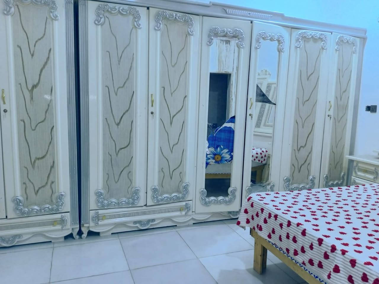غرفه للبيع صاج ضررهه مكسوره الجامه مالت الكنتور يردونه ب900وبيه مجال العنوان ناصريه تضحيه حي المالكي


**إذا كنت صاحب هذا الإعلان وتريد حذفه لأي سبب، رجاءا أرسل رسالة إلى الدعم الفني**