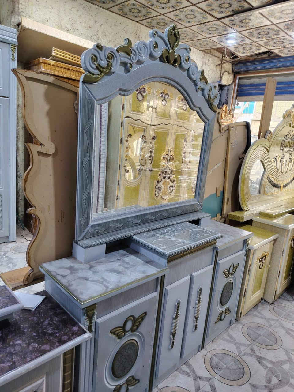 غرف النوم نجارة تصميم تركي بأسعار مناسبه مليون 100 توصيل فقط الاتصال اوتساب***********
