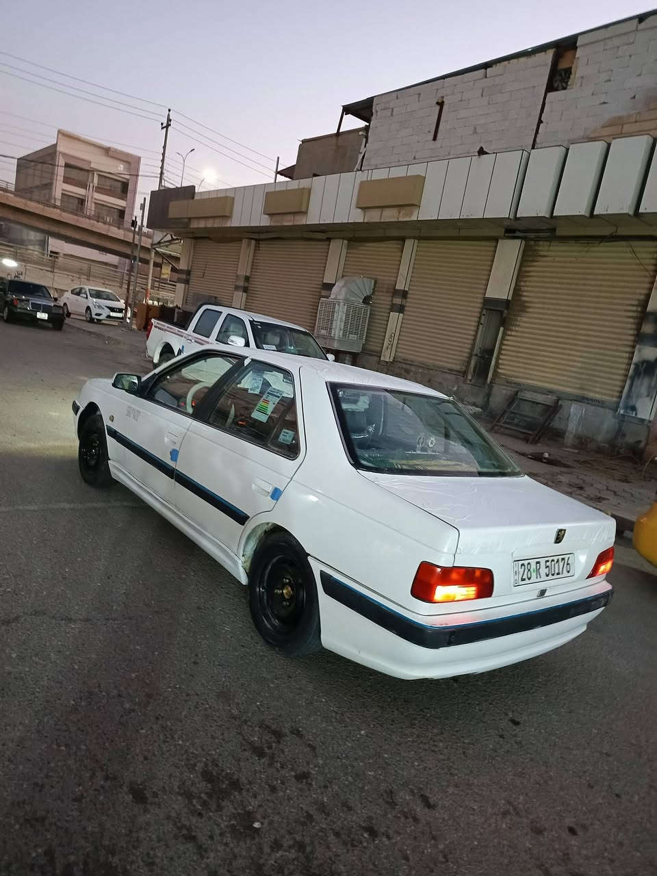 للبيع بيجو بارص 2015 رقم نجف انكليزي مداور ثاني يوم باسمي فول نضافه جديده و جاهزه مجهزه كهربائيات كلها شغاله مال جناي كفاله من ضربه والخياس سياره مكان نجف سعر 57 و بيها مجال رقمي ***********
