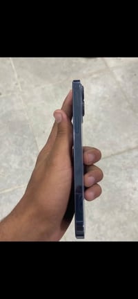 ايفون 13برو ماكس  ذكره 256 بطاريه 96مرفوع  مبدل شاشه فقط  الجهاز نضيف ...