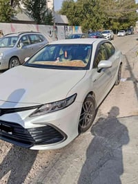 كامري للبيع موديل 24 LE هايبرد بصمه تشغيل بصمه ابواب مكينه 2500 هايبرد...