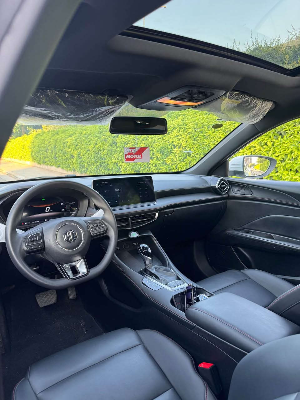 MG GT 2025 
فول فول مواصفات 
شاشة اكتيف 
٥ كاميرا 
سلايت 
بةصمة 
بيش و بشت ليد هتد 
سيارةكة ٢٤ كم روية سةيارةكة يةك ملاحزةي هية  كارتةكي بجوكي هية لة ليوي بونيت باقي بةشةرت  دعاميش بوياغ نية بي تةزرة بي تعديل بي بوياغة شوين هةولير *********** واتساب كورك كراوةية … أربيل, العراق
