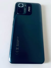 بوكو m5s • ١٢٦ جيجا • ٨ رام