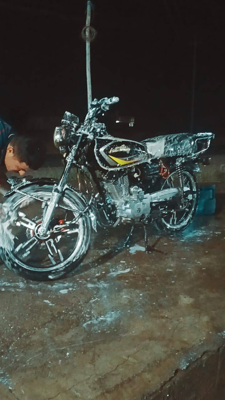 للبيع ماطور نامي برو سونك موديل 23 محرك 150 شرط مامضروب صبانه خمسه گير تحريكه ومعدل 🔥 دبلات سونك الموطور جديد واحله من الصور  للاستفسار اتصل او خاص 
مكاني گياره قاطع السبعاوين قريت الصلاحيه 
-
***********
