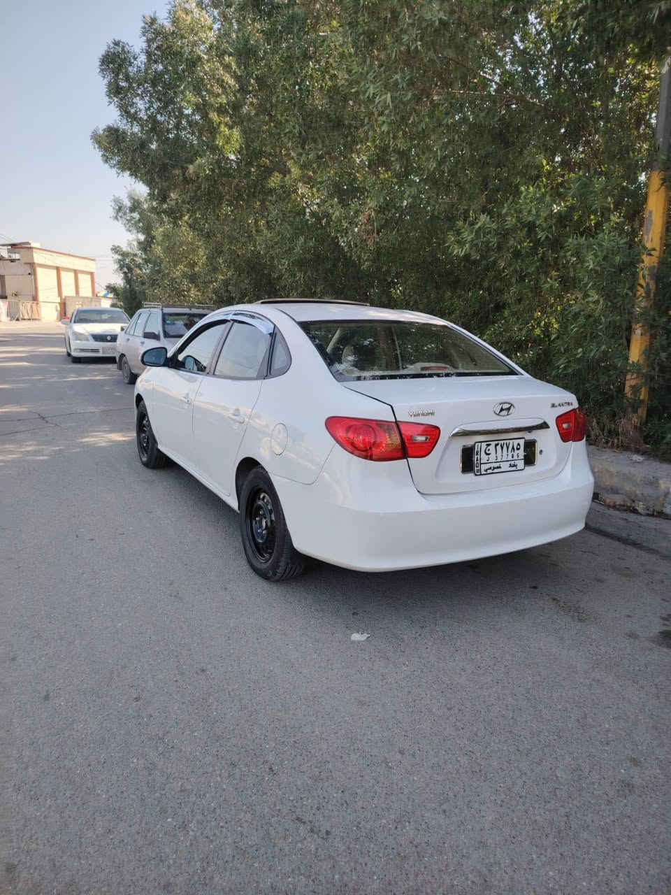 محرك 1600 طخطخات. خفيفة مصبوغة جمالية طخه بل جنطه الخلفيه طخه خفيفه تخم تاير جديد تبريد شغال ثلج سياره جديده مكان الرحمانيه الجعيفر  الاتصال *********** السعر 105 وبيه مجال شيء قليل حق الجيه
