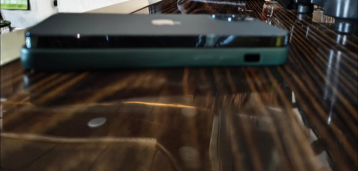 من رخصة الآدمن ايفون 12pro جهاز فول الفول يعني مكفول من صيانة من خلل جهاز بس مال جنية 
لون:ازرگ 
بطارية 90🔋
سيمكارت:1
نموذج:M
ذاكرة:128
وجهاز تأخذك بل شرط مامبدل بي اي شي 
مكاني كركوك قضاء الحويجة حي اليرموك 
للأستفسار: *********** 
السعر:425وبي مجال للطيبين
