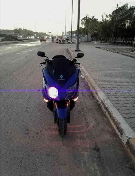 سلام عليكم شباب 
فورزة 010 
دراجة نكرة سلف وصافية ونضيفة 
كلشي بيها جديد مال جناي يعني 
قايش جديد 
سلف جديد 
فيتبم جديد 
جويتر جديد 
باتري جديد 
فلتر دهن جديد 
بانزين كله محسن 
ماي راديتر اخضر بلادي (يعني الراديتر نضيف ومابي اي انسداد بعز الحرارة ما توصل النص) 
كير شغال سبورت وعادي 
الدراجة عيبها الوحيد الكفرات شوية يرادلها ترتيب يعني نضافة كفراتها 70% 
بصمة وحدة و مفتاح طوارئ 
الاصوليات كاملة 
منفيس موجود و وصل كمركي موجود يعني الدراجة مكمركة اخذها ورقمها 
السعر مليون و 650 الف 
ارجوك لا تخابرني وتكلي شبيها مابيها شرحتلك كلشي وكتلك عيبها الوحيد كفراتها يرادلها ترتيب 
رقمي *********** موجود واتساب
