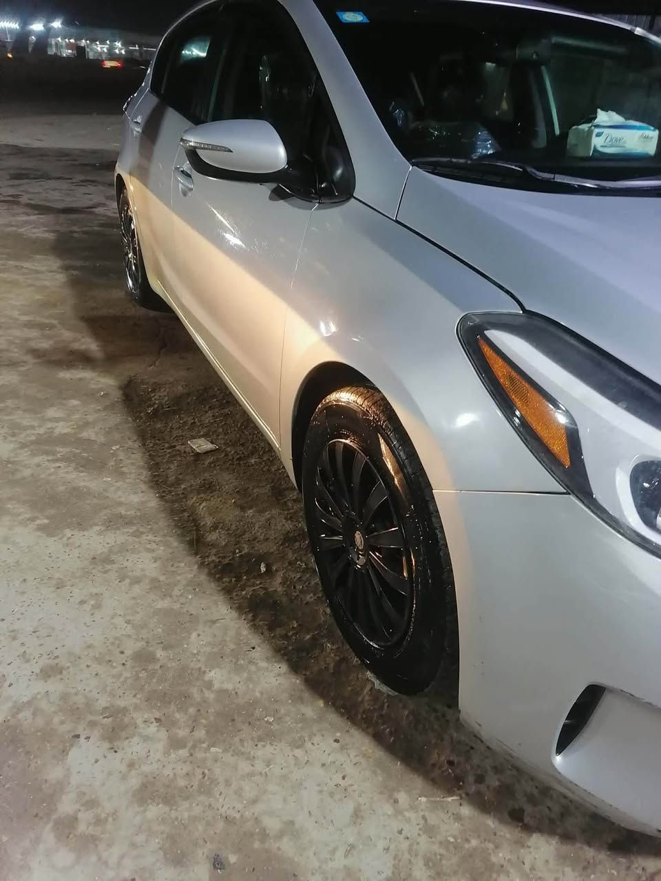 السلام عليكم كيا فورتي2017للبيع او مراوس كلين بدون حادث رقم بغداد الانكليزي ب اسمي جاهزه من كلشي كير مكينه كفاله تبريد دواخل كلهه ليبل واحد عنواني بغداد كويريش وره علوه الرشيد *********** السعر 103 وبيهه مجال بسيط بغداد, العراق
