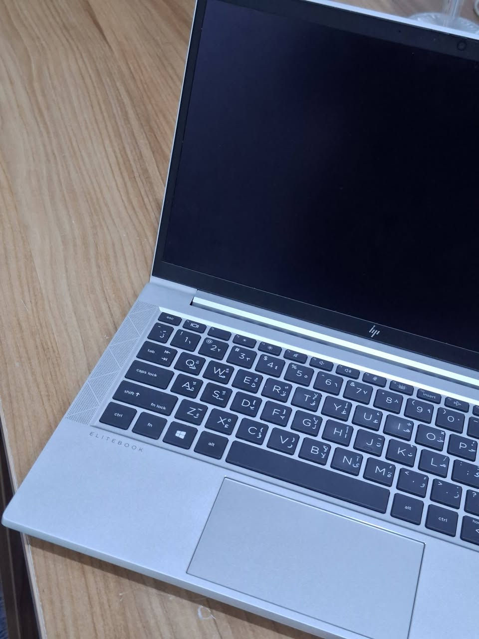 لابتوب للبيع  830  HP EliteBook
(cor i7) 

(Ram  16GB) 

(جيل 10) 

(Hard  512 ssd m2) 

(حجم الشاشة 14 لمس ) 

لابتوب مكفول من كل شي جديد 

سعر (٥٠٠ الف) مجال مكان كركوك 

رقم موبايل :  ***********
