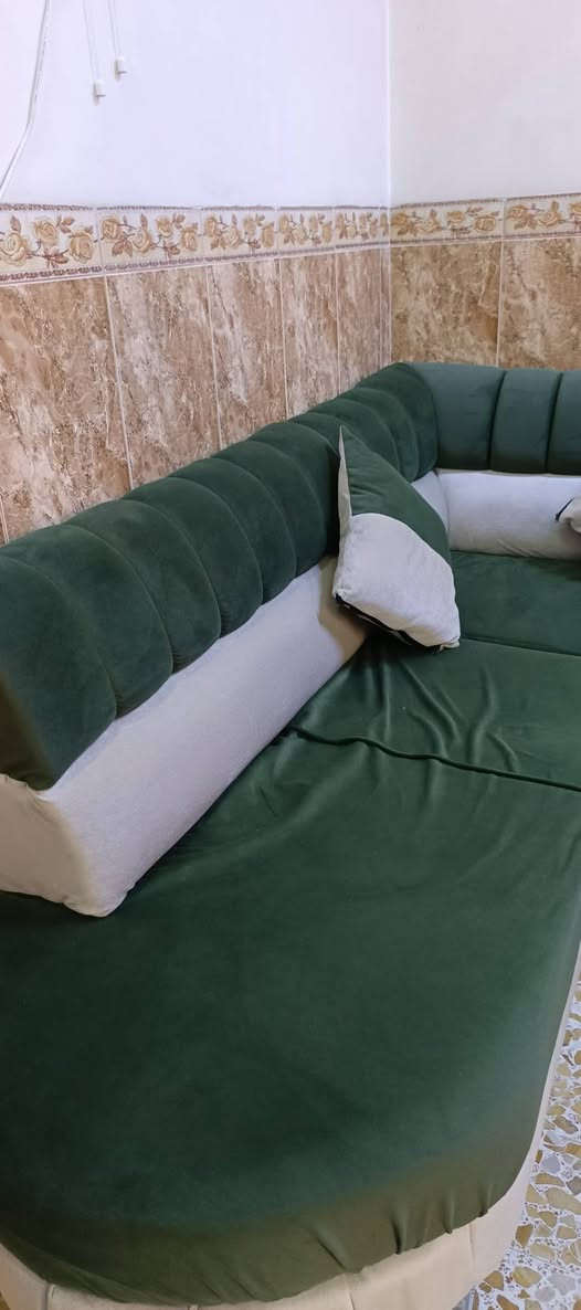 ديوان شغل خشم موصلي
طول الديوان 8 امتار السعر 600 وبيه مجال


**إذا كنت صاحب هذا الإعلان وتريد حذفه لأي سبب، رجاءا أرسل رسالة إلى الدعم الفني**