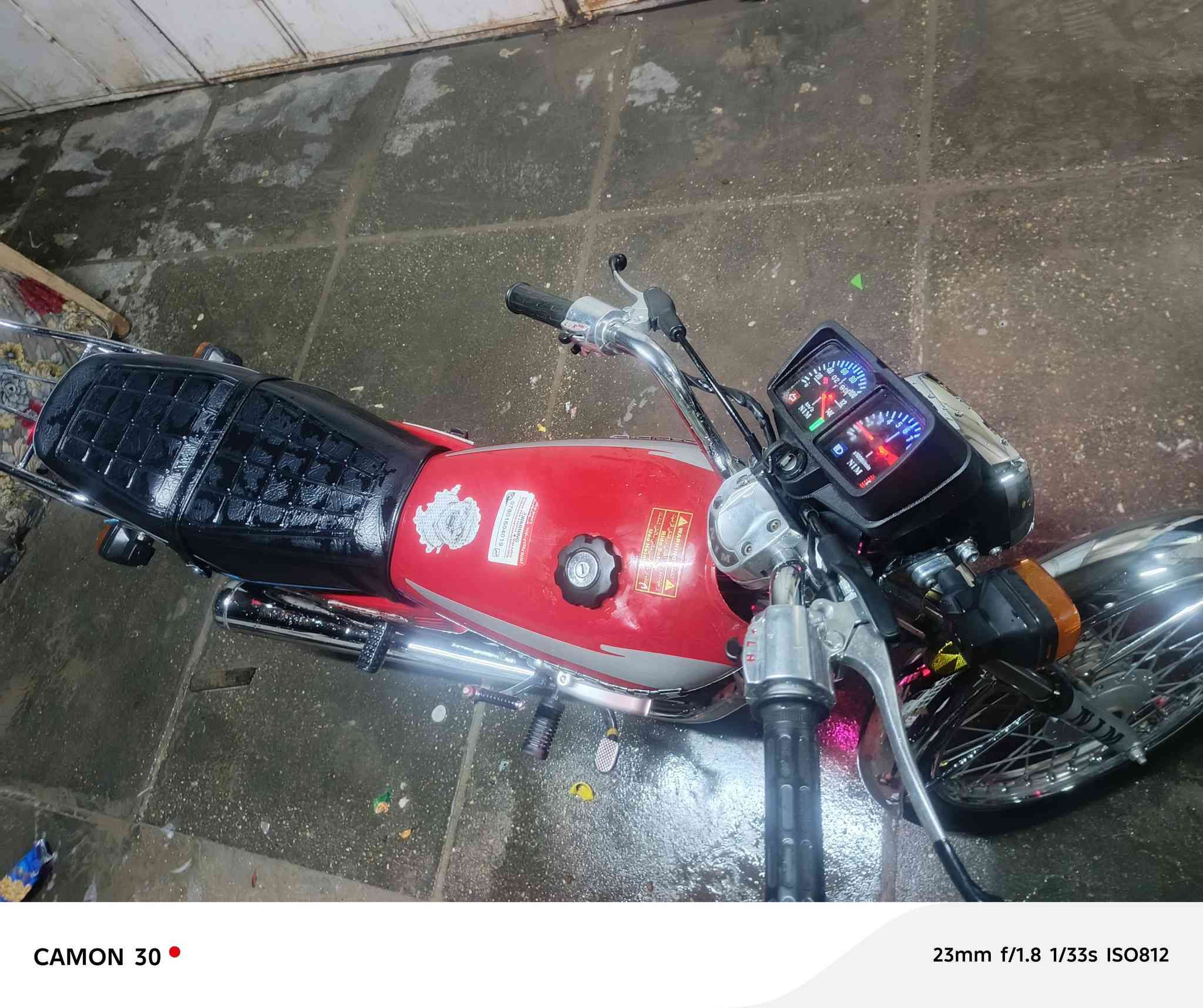 سلام عليكم دراجه إيراني نامه أربعه كير دراجه جاهزه من كلشي أوراق كامله كهربائيات كله شغالهة دراجه جديده من كل النواحي ما صارله اهواي من نازله مديل)(26) سعر ٦٥٠ وبيه مجال قليل مكاني بغداد شعله رقمي ‏‪***********‬‏
