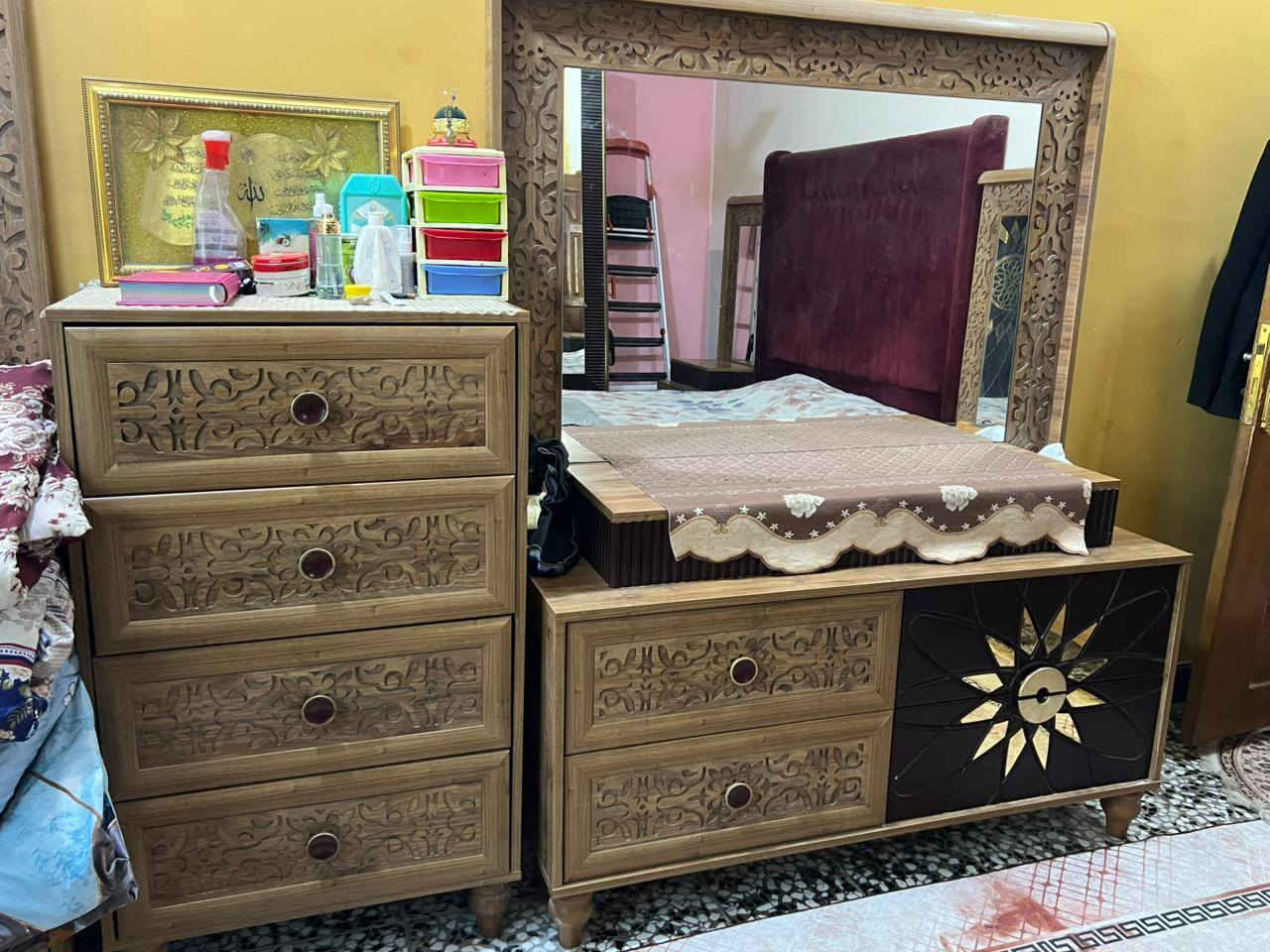 السلام عليكم
1_سبلت جنرال كولد طن ونص نظيف كلش مابي ايي خلل

2_ غرفة 6 قطع حسب ماموضح

شيعجبك اكتب واني ادزلك السعر خاص
او تتصلون ع رقم

***********
