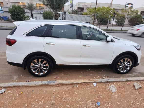 سورنتو ٢٠٢٠سته سلندر مكفوله كفالة عامه رقم نكليزي فول عدا البنراما 
مكانه نجف السعر ٢٦٥وبيه مجال. ***********
