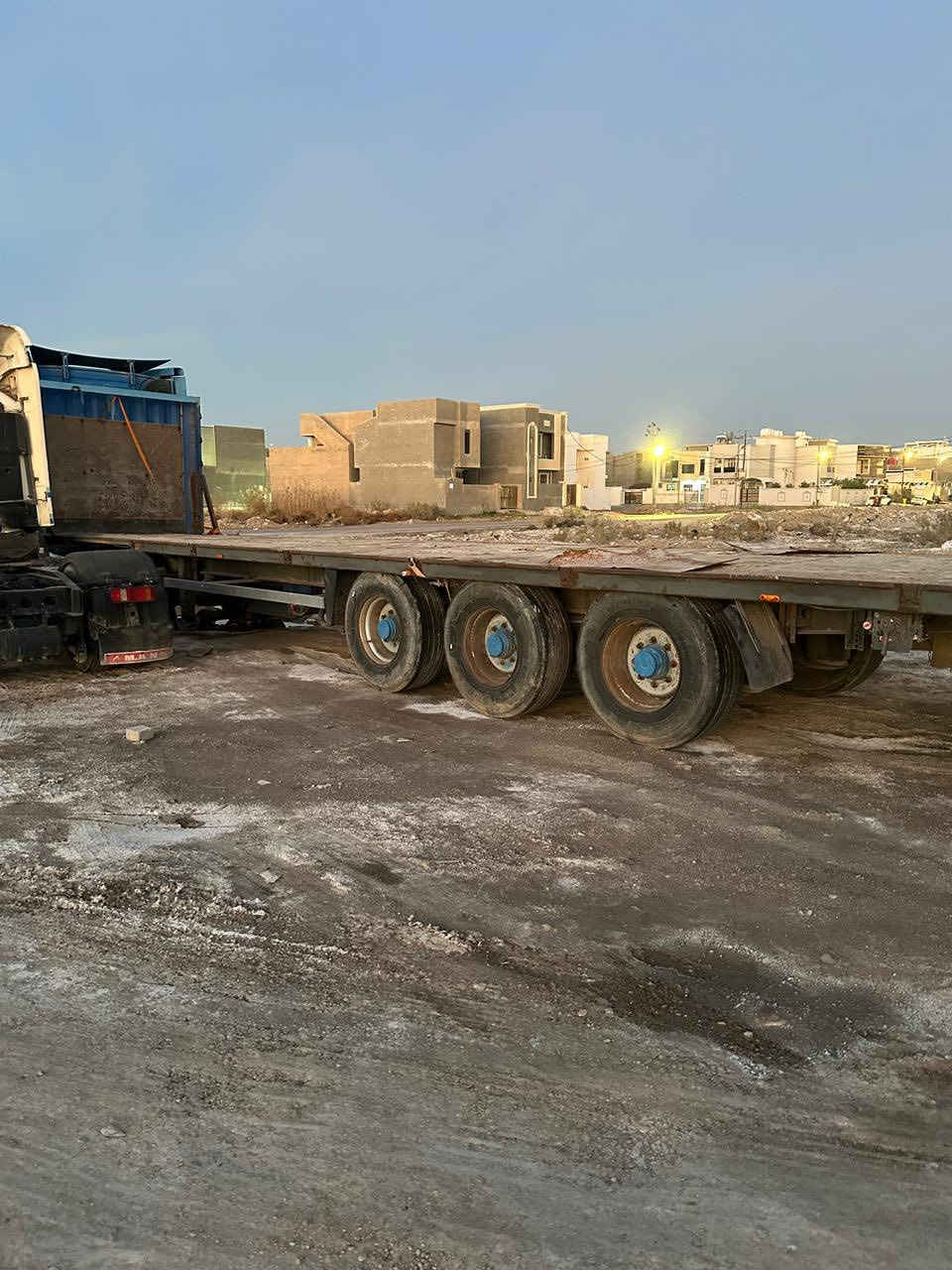 السلام عليكم عربانه اوربيه ٣محاور دسك دناكير بيبي تخم تاير طول ١٣.٦٠ السعر٣٧    ***********
