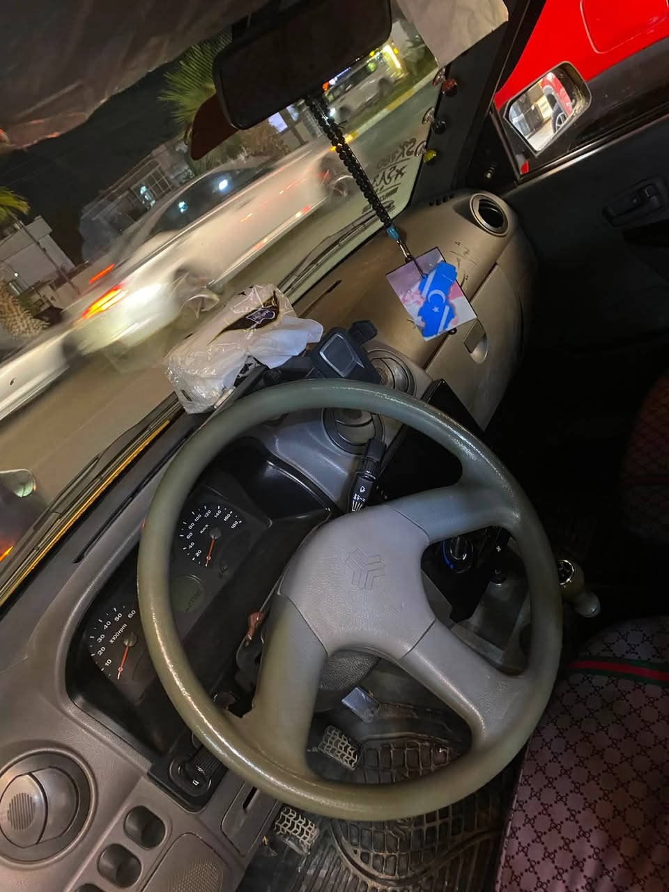 سلام عليكم سايبه ٢٠١٥ كير مكينه شرط ممفتوح لا صرف لا بخار شرط بطاقه. بانزين سنويه بسمي شرط تحويل ضربه مابيه فقط باب مثل ماموضح بل صوره سياره مامتعوبه شرط هيئه مصفره رقمي *********** سعر ٤٠ وبي مجال بسيط🥲📦وها تبريد ثلج شغال
