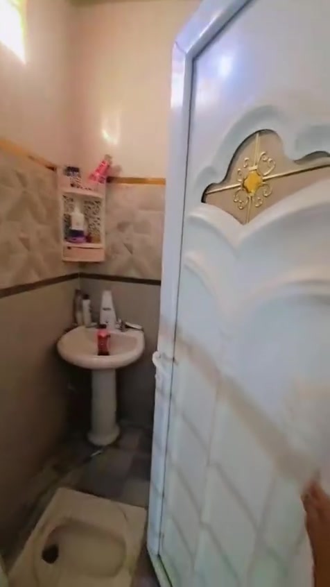 ‏
سلام عليكم عندي بيت 80متر واقع حال 100 طابقين ونص 3غرف نوم جاهز سيراميك ماء كهرباء خدمات كامله زراعي سند25 للبيع او 
مراوس مكان جسر ديالى الجديد الكرغوليه 
7783527971‬‏0


**إذا كنت صاحب هذا الإعلان وتريد حذفه لأي سبب، رجاءا أرسل رسالة إلى الدعم الفني**