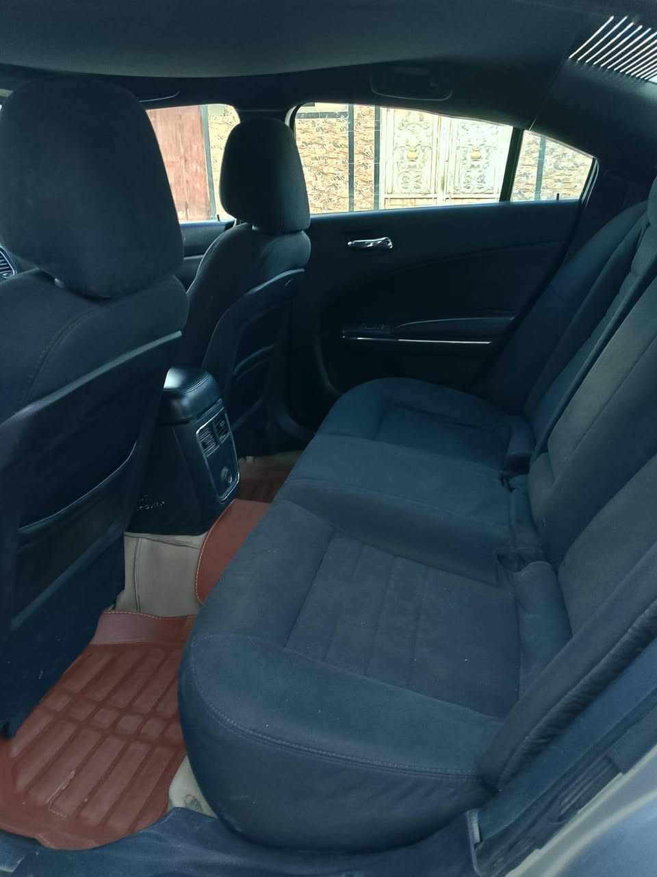 سلام عليكم سياره جارجر موديل 2014 وارد امريكي جاهزه ما بيه اي نقص رقم بغداد الماني خطه شطره بغداد مصفره هيئه وغرامات مصفره اتكفل اصوليات وعيب شرعي السعر 145ورقه  وبيه مجال  المكان شطره ***********
