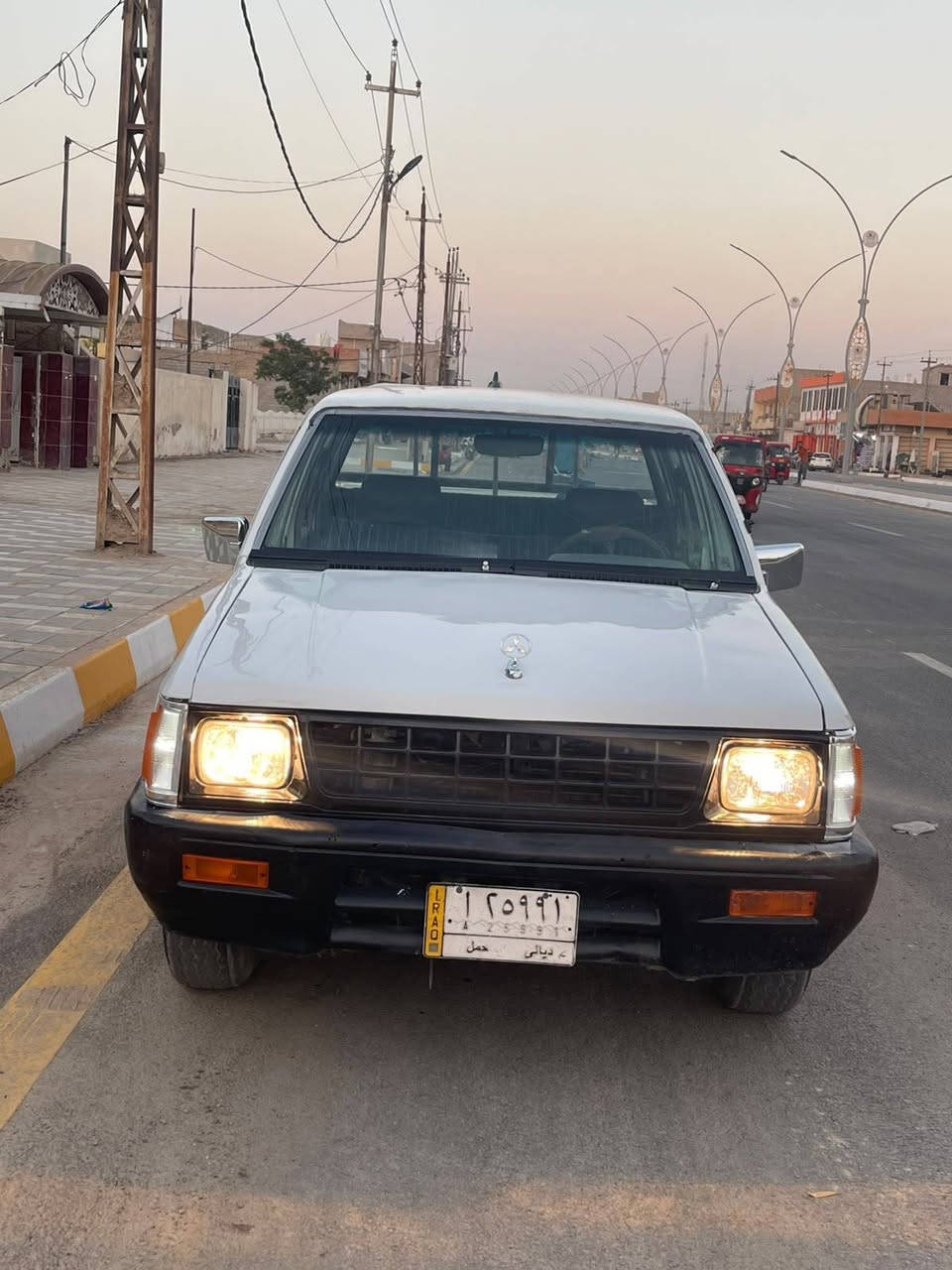 السلام عليكم 
مسيوبوشي بيكم موديل 1994 كير و محرك كامله سيارة جاهزه ما بيهه اي نقص باتري جديد مكينه ونجي بالشرط صدر امامي خلفي كامل بريك جاهز السياره ما بيعه اي نقص سنويه مجدده لل  29
 السعر 45  مكاني ديالى بعقوبة 
***********

