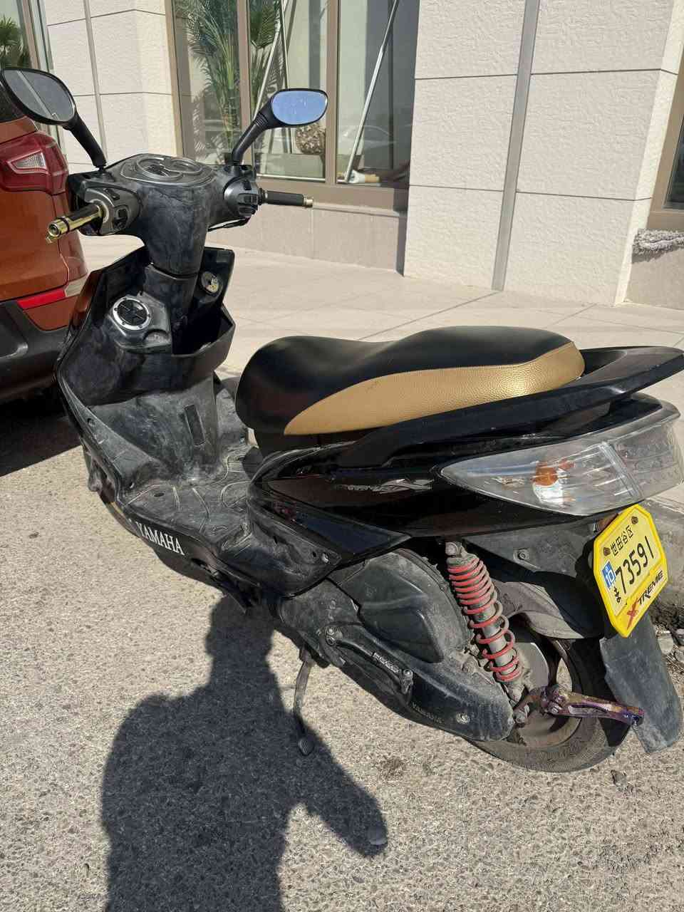 سلام عليكم سكنس فحل للبيع
محرك مفتوح مره وحده بس ادامه على ايدي كلو بلادي 
الدراجه عليها صينيه و فج 4 بساتم رياضيات اصليات مال تفصيخ و صالنصه كاربون فايبر فتحتين طرب على كل طرب الدراجه شغاله كامل و نا بيها كل نقص فقط باتري لان الديره مال سلف ثكيله سعرها 800 و بيها مجال حلو للشراي للاستفسار خاص او عل رقم *********** و بي واتساب الشراي يشلع عيوني و المو شراي لا يتعبني و تحياتي الكم
