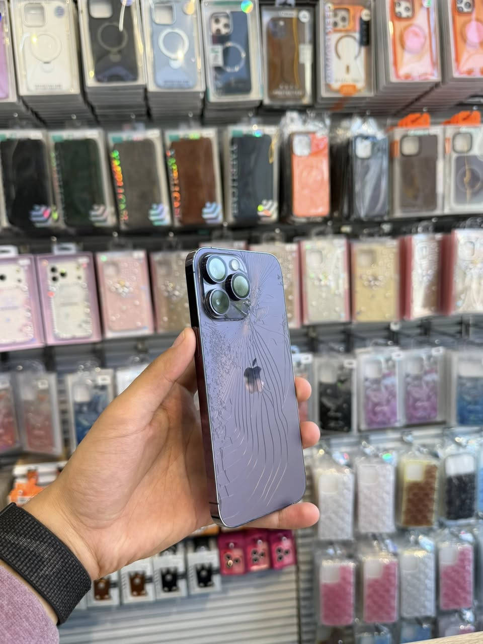 ايفون 14 برو ماكس
ذاكرة 256
بطارية 88‎%‎
نضافة عالية
شاشة 3 خيارات
فيس ايدي شغال
اي خلل مابي جهاز
وتربروف مامفتوح
فقط فطر ب الضهر

الاتصال:***********
العنوان: النجف الاشرف
