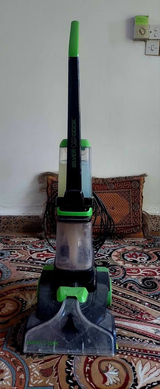 السلام عليكم مكناسه كهربائيه للبيع تغسل وتكنس نضيفه استعمال قليل سعرها 100 وبيها مجال مكاني كربلاء رقمي ***********
