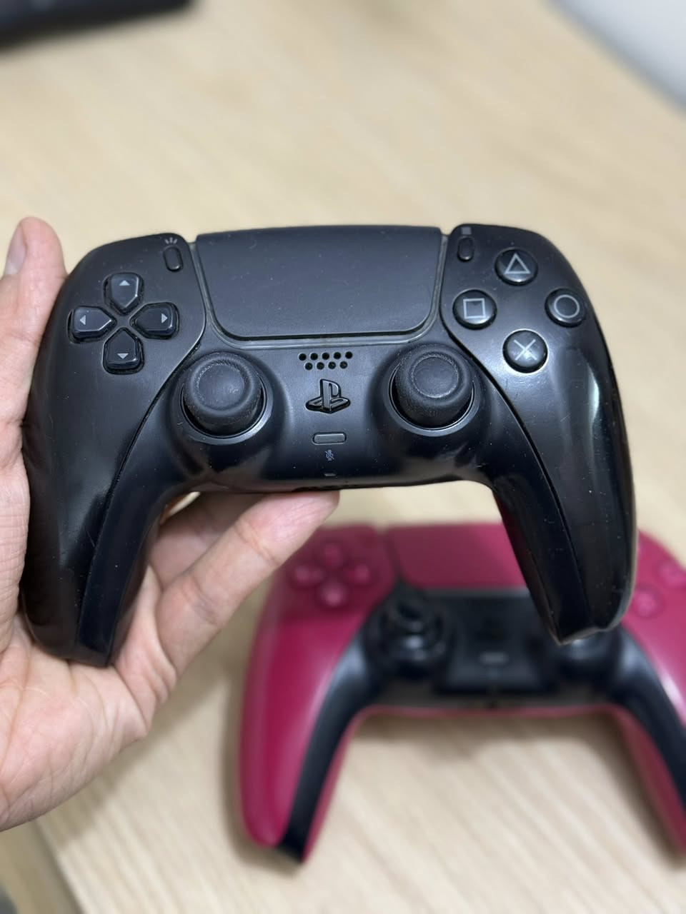 يدات بلي 5 للبيع


**إذا كنت صاحب هذا الإعلان وتريد حذفه لأي سبب، رجاءا أرسل رسالة إلى الدعم الفني**