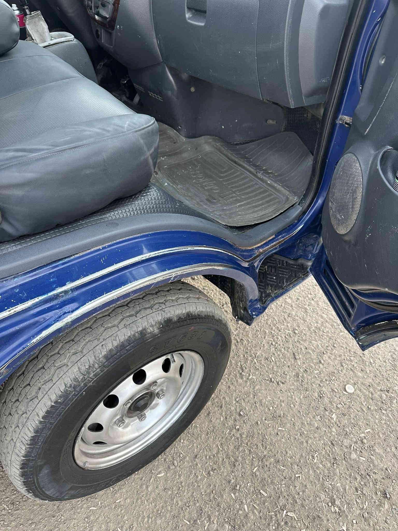 سلام عليكم مديل 2008 ارقام إنكليزي سنويه ال30

مكينه مسكر محوره بم نوازل شاصي مكفوله صدر جديد 

مكفوله من ضربه وكص تخم تايره دوشمه جديد 

كهربيات شغاله السعر 93 العنوان بغداد كماليه 

رقم ***********
