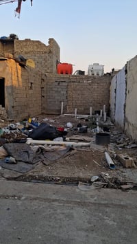 قطعة ارض للبيع المكان الزعفرانية حي الزهور  المساحة 50متر (حال الأرض و...