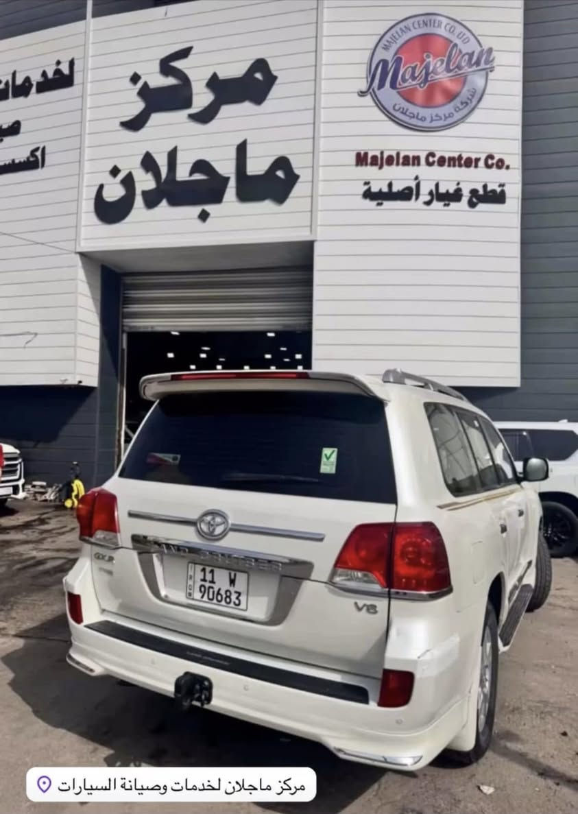 بسم اللّٰه الرحمن الرحيم
سلام عليكم
للبيع  لاند كروز 2015 جديده معنى الكلمه 

((((محرك 6 سلندر )))))) 

ماشيه 104  حقيقي 
 المواصفات بريم معروفه 
٧ راكب
٣ قطع تبريد
تحكم ستيرن
فتحة سلايت روف 
كشنات جلد 
ثلاجة
كامره خلفيه
حساس خلفي  حساس امامي
زراكات مري شفط كهرباء
تخم تاير امامي خلفي
نظام تزحلق نظام نزول منحدرات 
مثبت سرعه دفع رباعي 
وبيها مظومه لايتات عالي وناصي مشدود لها وكلهن أضويه بيض
بصمه تشغيل وابواب بصمه  رقم بغداد تحويل مباشر باسمي السياره كلش حلوه وجديده وجاهزه من كل النواحي كير مكينه صدر تايرات دهن فلاتر بلاد  مسويلها عنايه كامله بالمركز 
بيها بارد جزء بصيط بالباب والدعاميه الاماميه صبغ فقط

السعر420  وبيها مجال بسيط
📞***********
