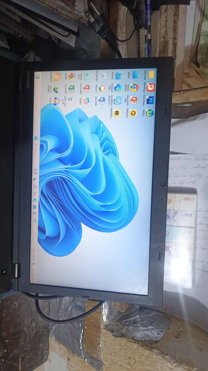 حاسبة البيع 
شركة.lenovo 
ويندوز 11
كور i5
الرام 8
الهارد 256
كارد الشاشة داخلي 
النظافة 95%
خاصة الدراسة والعمال الهندسية 
رقم الهاتف ***********
مع شاحنة ماوس و حقيبة حلة, بابل
