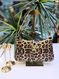 شنطة جلد • زارا • بغداد