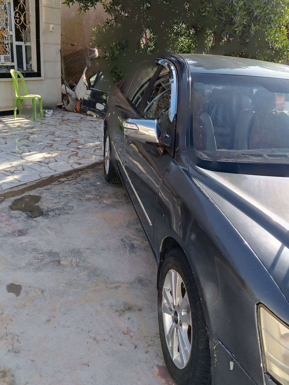 سلام عليكم للبيع سوناتا 2009 وارد امريكي 
بيه قطعتين صبغ جاملغ بنيد بدون دواخل 
بيه جراد باب بسيط سيارة جديدة معنه الكلمه 
تخم تاير صدر جديد مكينة وكير جديد 
السعر 110 بيه مجال 
للاسفتسار *********** 
واسط الزبيديه
