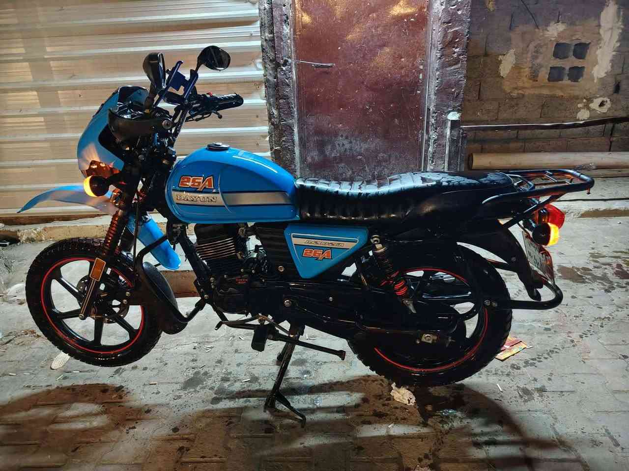 لسلام عليكم شباب دراجة بوكسر امرقمه لوحة وسنوية تحويل ثاني يوم دراجة كفالة عامة برغي مامفتوح بالمكينة دراجة خير من الله بس جيب صدوكك وطلع كبل للشغل المكان بغداد الشعله سعرمناسب الشراي يتصل مكلف بالنشر ***********
