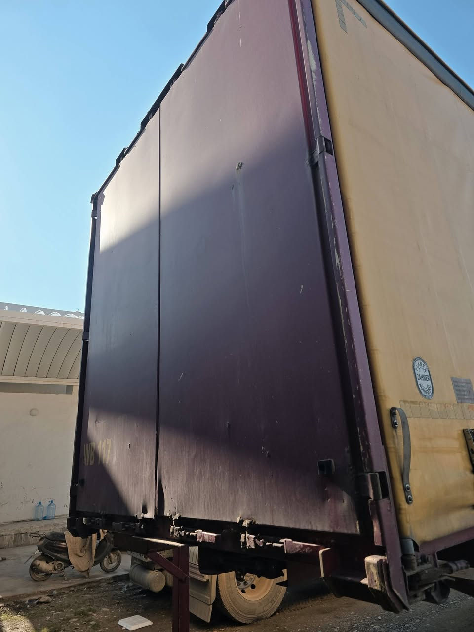 جادر الماني طول ٧ نتر ارتفاع ٢٤٠للااستفسار ***********
***********
