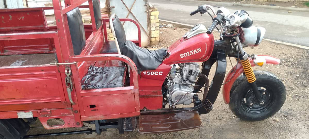 السلام عليكم ستوتة للبيع موديل 18
***********
