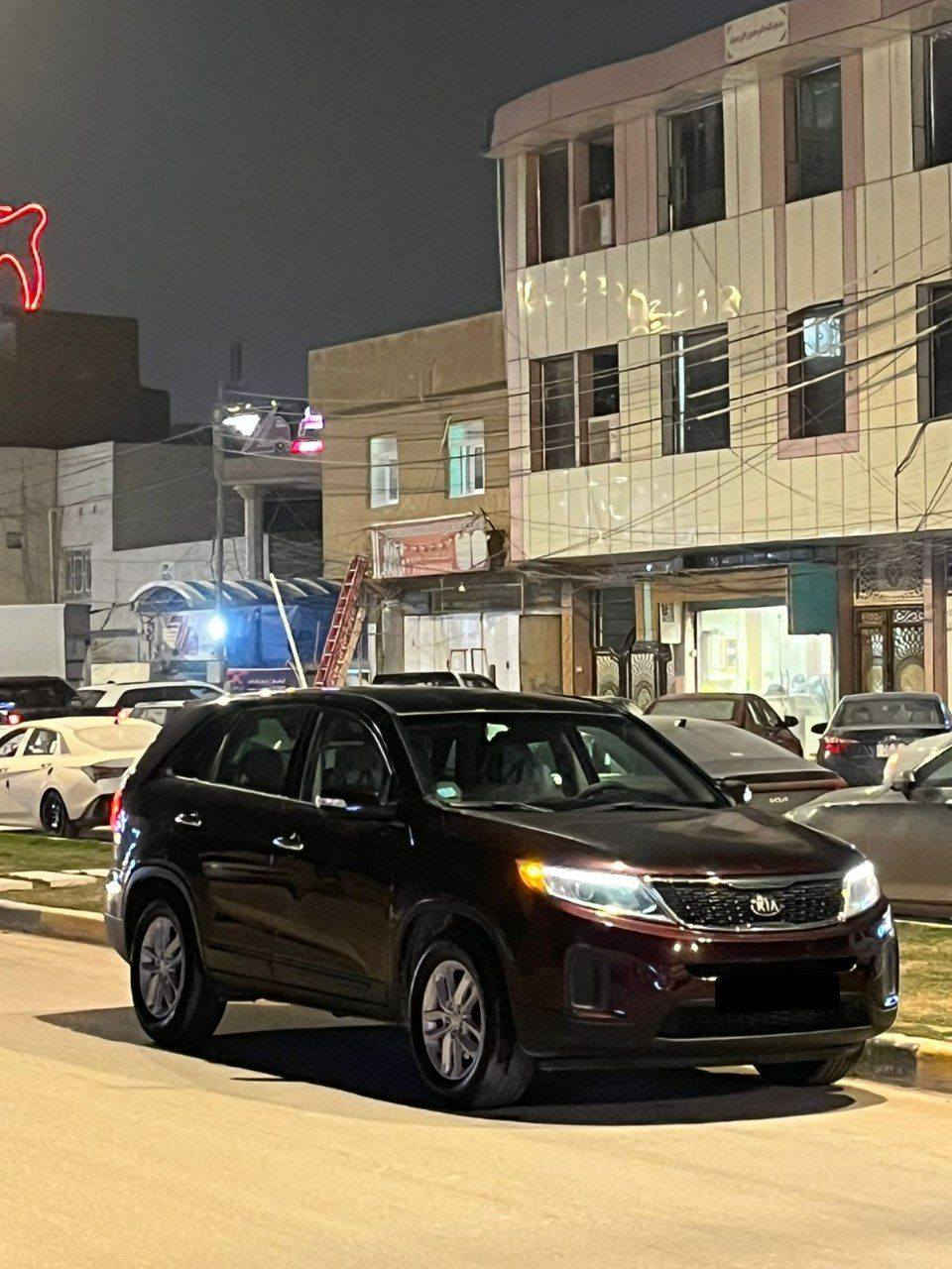 السلام عليكم
سورنتو ٢٠١٤
 رقم بابل دولي  بأسمي 
٤ سلندر  بيها ٣ قطع صبغ جاملغ امامي وخلفي وباب خلفي بدون حادث أثر شخوط 
السعر ١٢٥ 
مكاني بابل حله
للاستفسار
***********
