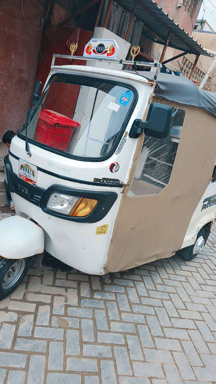 السلام عليكم تكتك تيفي اس موديل 18شهر 5/يوم/4 وروراق كامله العنوان بغداد مدينه الصدر كياره / السعر 3 وبيهه مجال حك جيه الاستفسار على الخاص


**إذا كنت صاحب هذا الإعلان وتريد حذفه لأي سبب، رجاءا أرسل رسالة إلى الدعم الفني**