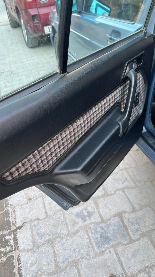 للبيع 190 طيارين
كير ومحرك بلادي عنكبوت 
صدر جديد
قواعد لك بدون خياس 
تبريد شغال 
مصبوغه عام 
بدون حادث 
رقم بغداد 
مشروع وطني 
سعر 55 وبيه ***********
