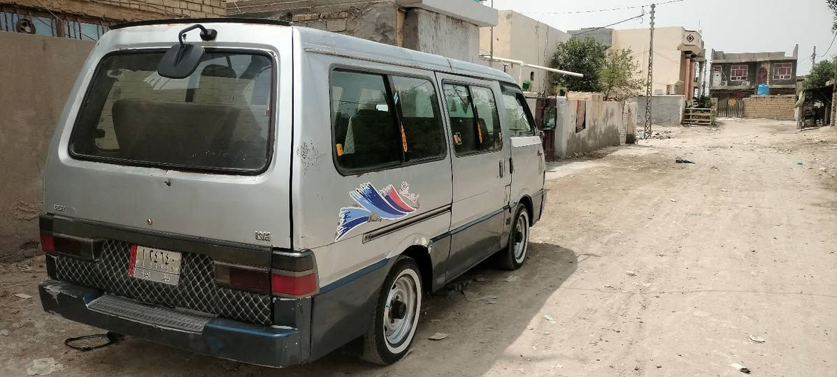 للبيع كيا بستا 94 السنوية ٢٧ بسمي تريد وكاله مداور مكفوله من مكينه كير اكسن تخم تاير شواصي شركه السياره بلاديه السعر ٤٨وبيه مجال للاتصال ***********
