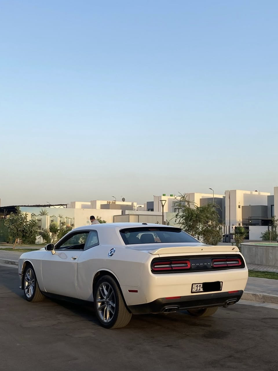 جالنجر 2022 GT فور ويل
للبيع او المراوس 
السيارة ماشية : 63 الف ميل

السيارة جاهزة و ما ناقصها شي و نضيفة 
رقم بغداد انكليزي ب اسمي السيارة

مواصفات : 
١- حساسات خلفية 
٢- شاشة وسط 
٣- كامرة خلفية 
٤- كشن كهرباء
٥- تبريد قطعتين 
٦- شفتات ستيرن 
٧- دبل اكزوز 
٨- تحكمات ستيرن
٩- مراية وسطية تعتيم 
١٠- شاشة اعطال
١١-تشغيل عن بعد
١٢- صندوك كهرباء 
١٣- كامرة دوارة

السيارة مكفولة مكينة و كير  
كلشي ما بيها نقص 

السيارة قطعتين صبغ : 
بنيد 
چاملغ امامي ايسر 
بيها  بارد السيارة و بيه خشم شاصي خفيف حداً ايسر
 حتى لحد يكول ها معبالي بيه شاصي
للاستفسار : ***********
و هلا و سهلاً و بيكم خير و تدللون
مكانها : مجمع البدور السكني - بغداد
او اليرموك
سعر السيارة :175 ورقة و بيه مجال  و قابلة للمراوس
