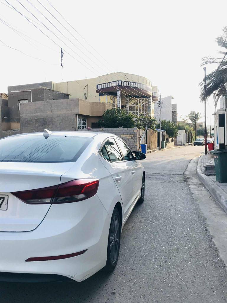 النترا موديل ١٧ امريكي
رقم اربيل بسمي شرط تحويل
مواصفات SE معروفه
تحكمات ستيرن 
مانع نزلاق 
تبريد تتفئه
شاشه كبيره
كامره
٣انضمه قياده
كير مكينه تبريد كفاله
صبغ بنيد فقط 
صوره الحادث بل  موجود
*********** بي وات ساب
***********
مكانهاا بغداد اليوسفيه المحمودية, بابل
