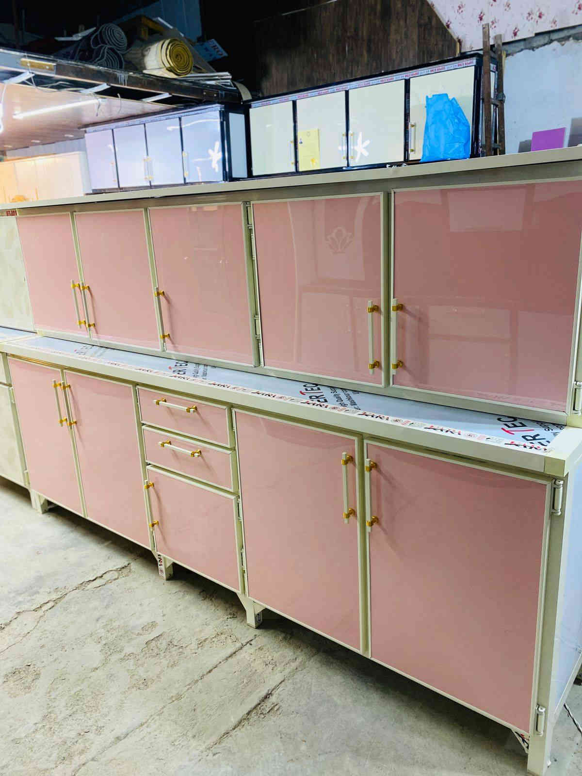 بسم الله 
وصلت وجبة كاونترات وسنكات شغل حطاطة درجة اولى  
موقعنا شهربان مجاور البريد قرب جمعية جنة شهربان 🌲🌲  ***********
