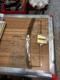 تعلاكه اكرليك لون نفطي مقوسه قراصتين ذهبي جنكال ذهبي قصير للتواصل ٠٧٨١...