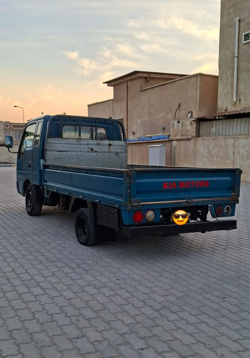 سلام عليكم كيه فنتيرا ام عيون قماره قلاب رقم بغداد مكفوله مكينه وكير وكسن وشاصي ورقم شاصي وحداديه جديده طخم تاير سعر 53وبيه مجال رقم الهاتف ***********المكان البصره
