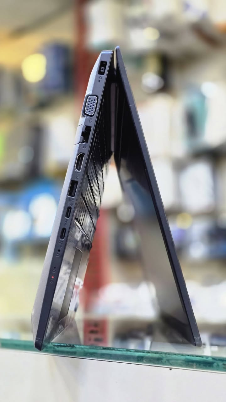 🎉 عرض خاص لدى شركة قصر التقنيات للإلكترونيات ⛔️💻

                      💣☠️🔥210 الف🎉🔥💣☠️

☢️Lenovo V330  💻 موديل لابتوب 
✅Intel i5  7200U 😯 
☢️Generation  7 الجيل السابع    
✅Hard 256 ssd  هارد 😮
☢️Ram 8 ddr4  رام 
✅Screen 15   حجم الشاشة  
☢️Datashow hdmi +lan internet منافذ 
✅Camera +wifi +Usb ×3
🔹 الشاشة: FHD
🔹 النظافة: 90% ✨
🔹 الشاحن: أصلي 🔌
🔹 الكيبورد: إضاءة + عربي 💡

🎁الملحقات
🛑🖱ماوس 
🛑💼 حقيبة 
🛑🔌شاحنة اصلية 

🛑للإستفسار التواصل على  الارقام التالية 
🛑***********-*********** 📲📲

✅اسعار وخصومات خاصة لمكاتب الجملة 👉👉
✅يتوفر خدمة توصيل لجميع محافظات العراق 
✅العنوان موصل المجموعة الثقافية مقابل متحف الجامعة
