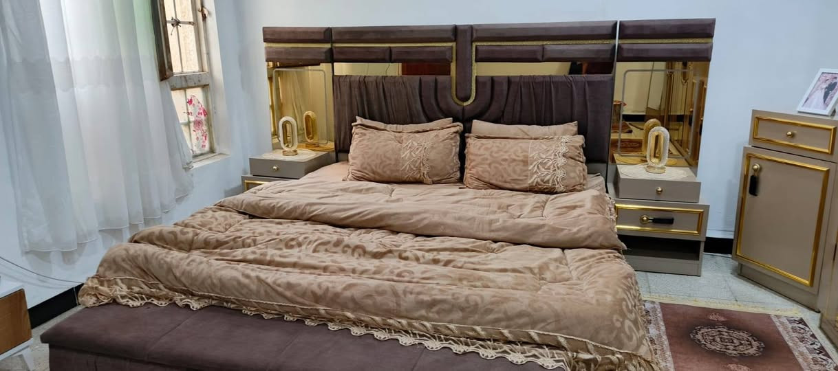 غرفه تركي نضافه 100%100 السعر مليون و100وبيها مجال ***********
